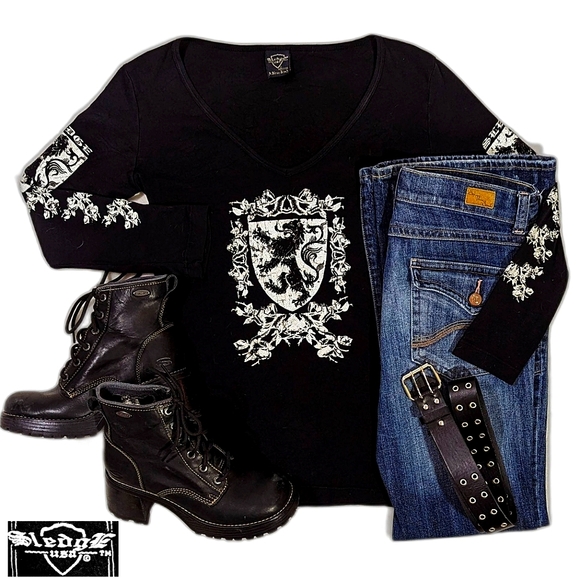 🚫SOLD!!🚫Y2K - Sledge Graphic T-shirt - Picture 2 of 8